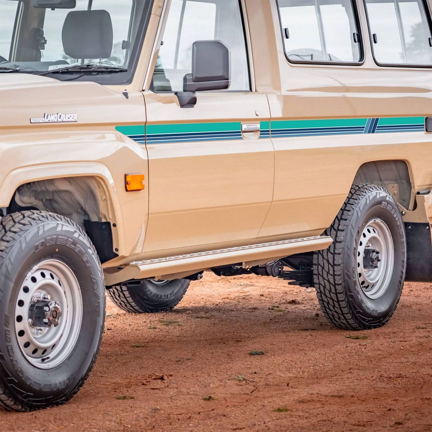 Decal Body Stripe Kit (Mount Isa) - 78 Series Troop Carrier (1999-)